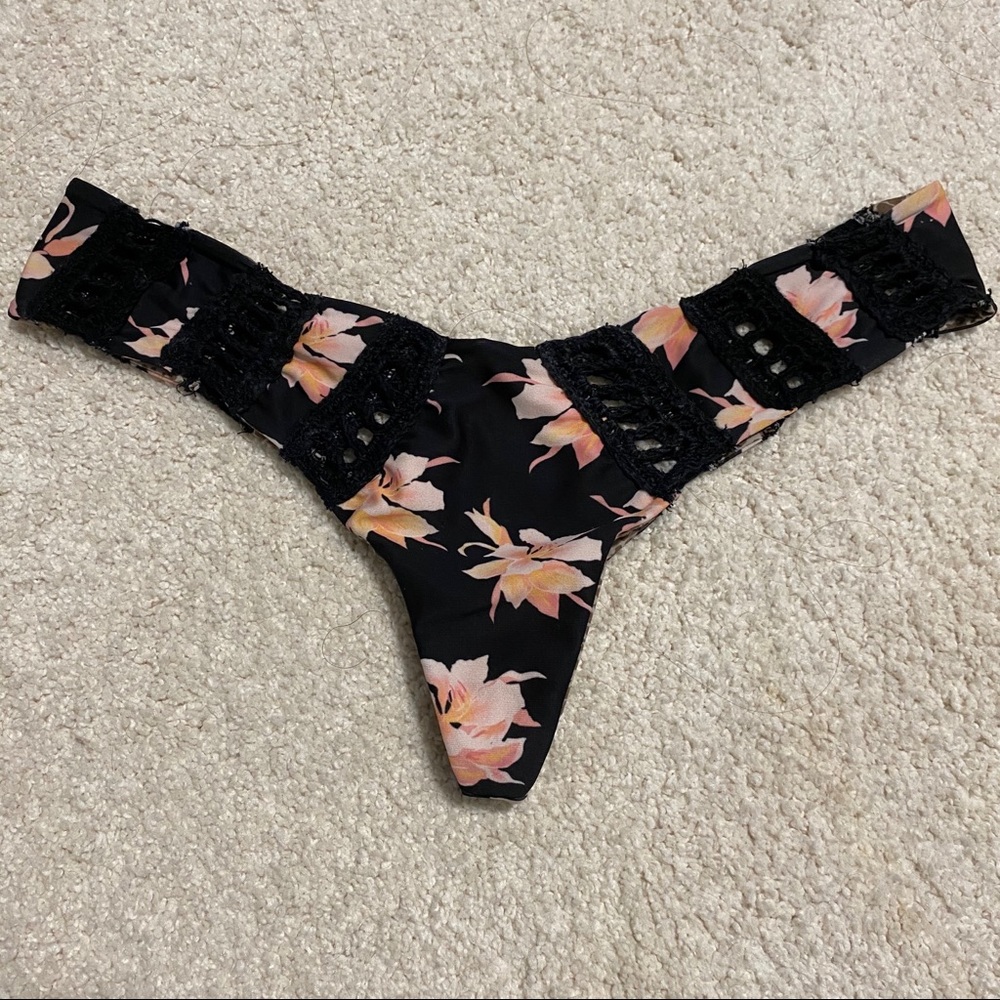 Acacia Aloha Chuns Bottom